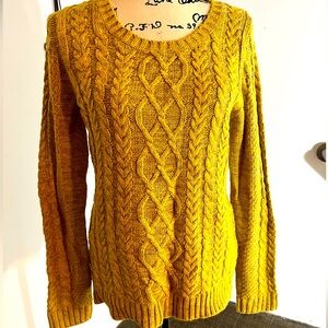 Dressbarn Mustard colored Sweater size Medium